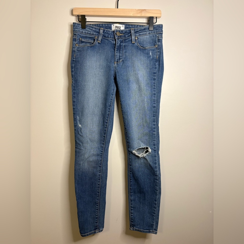 Women’s PAIGE Verdugo Ankle Skinny jeans in medium wash distressed style size 27